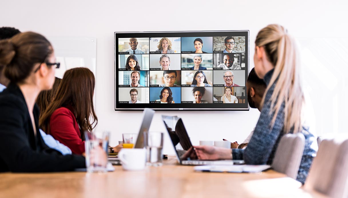 Video conference at the office webcam-logitech-brio-lifestyle-1200x600